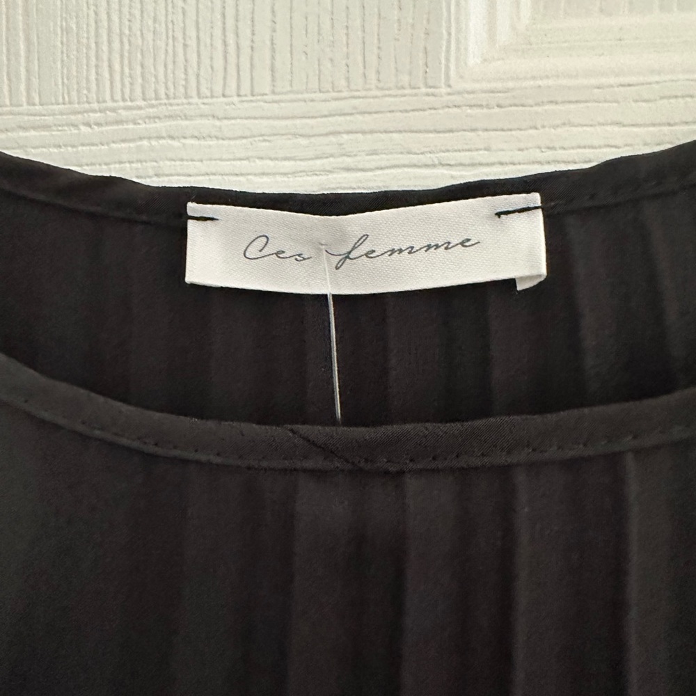 Black pleated sundress - Picture 3 of 4